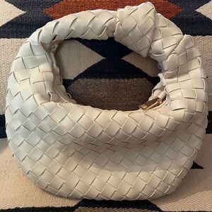 Urban Expressions Cream Woven Bag